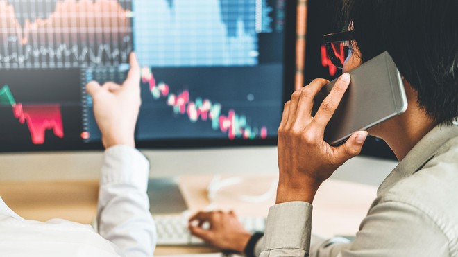 Nhận định phiên giao dịch ngày 710 VN-Index tiếp tục tăng hướng tới đỉnh tháng 8 ở 1.380 điểm