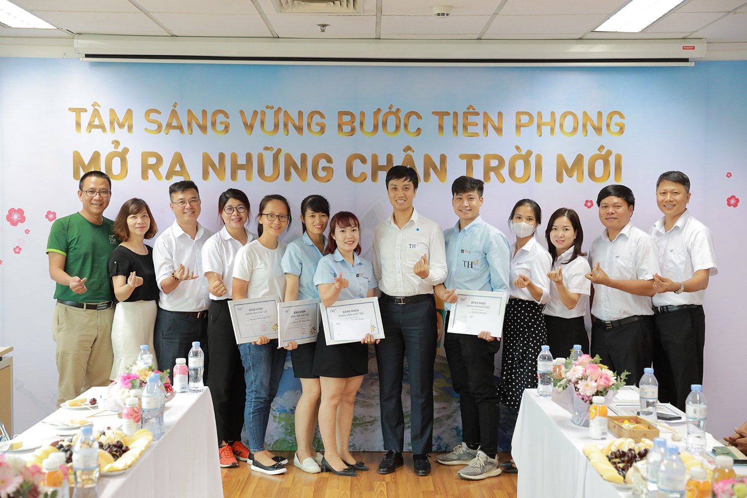 TH được vinh danh Nơi làm việc tốt nhất châu Á 2021