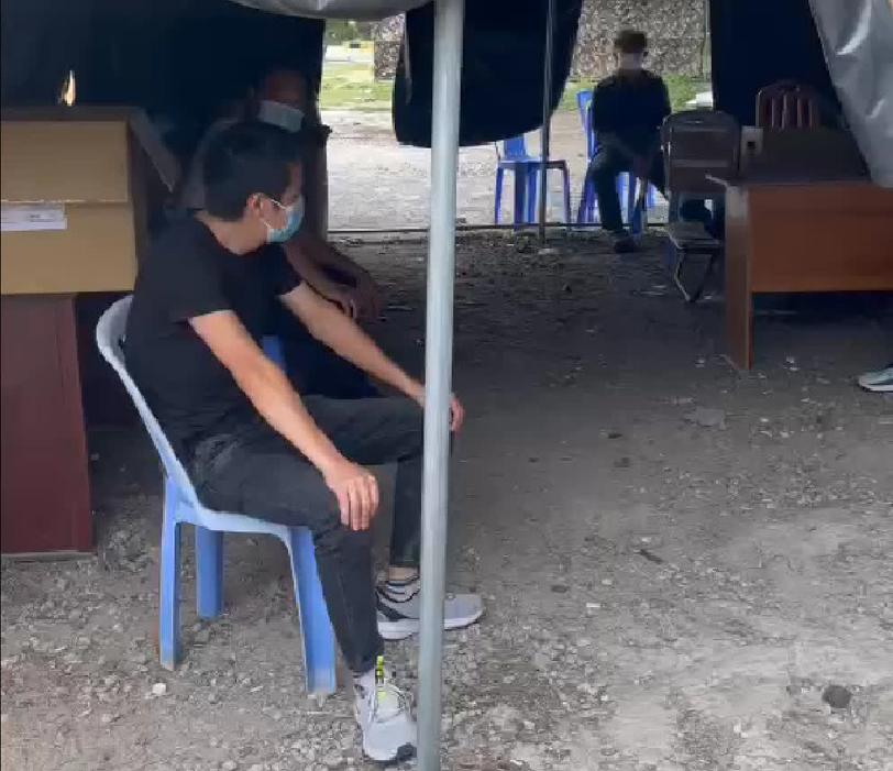 Một xe khách ở Bình Thuận chở 4 người nước ngoài không có giấy tờ tùy thân