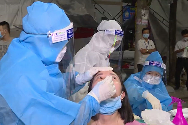 Bình Dương Chấn chỉnh việc thu phí dịch vụ xét nghiệm COVID-19