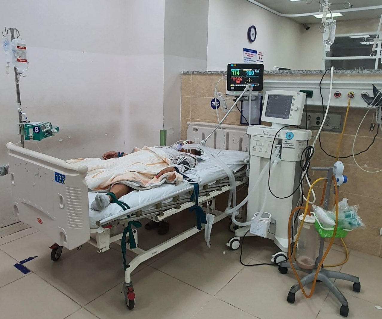 Đồng Nai Nhiều người nhập viện nghi ngộ độc rượu, 3 người tử vong