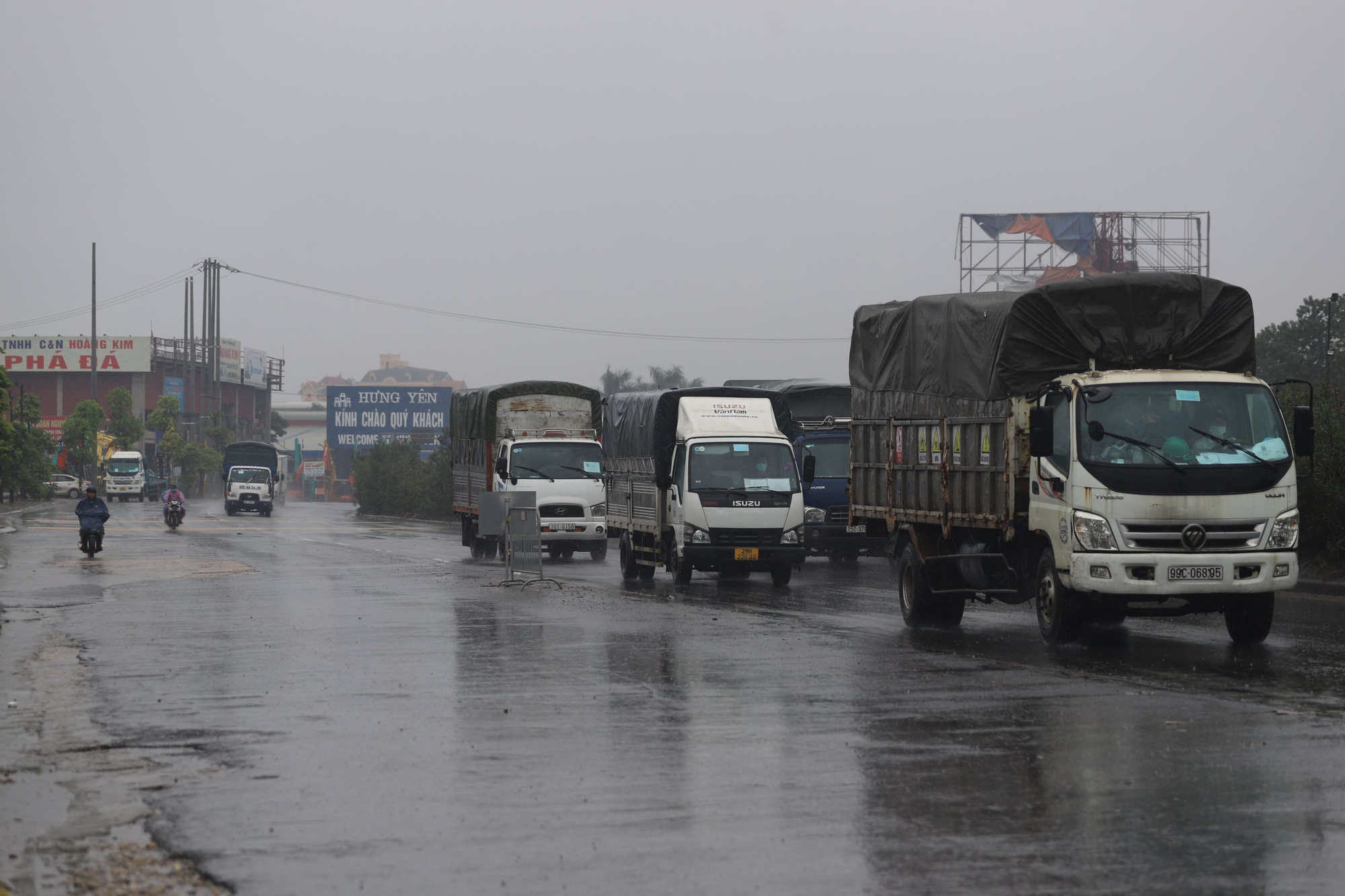 Hà Nội dừng kiểm tra người ra vào tại các chốt cửa ngõ thành phố