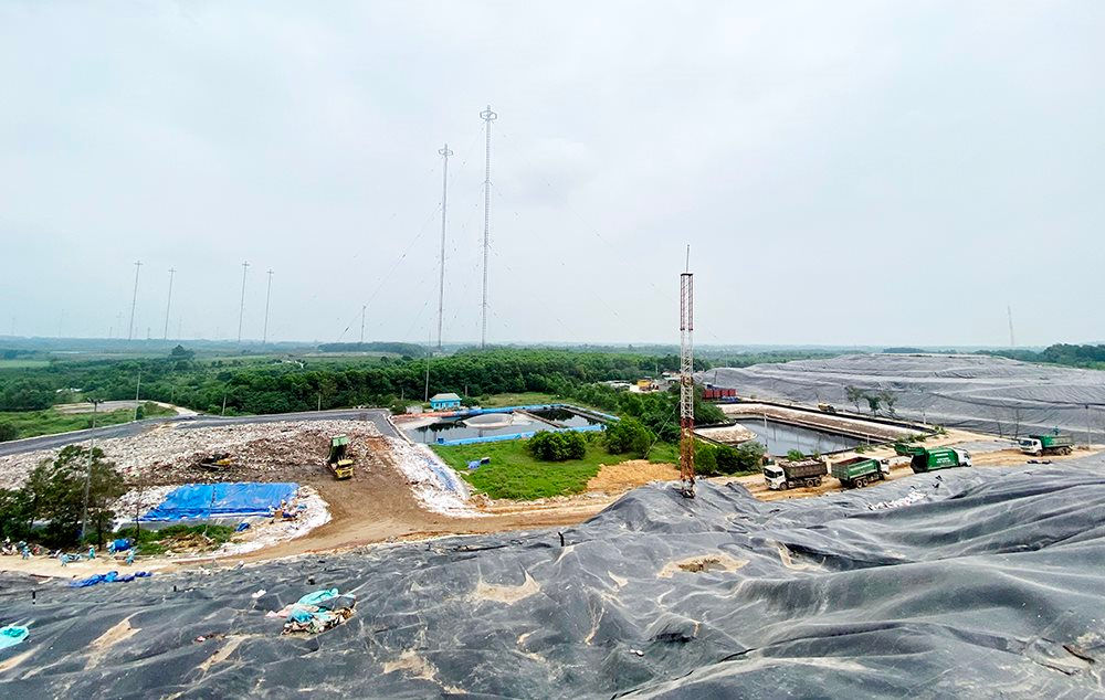 Hà Nội Khu xử lý chất thải Xuân Sơn tạm dừng tiếp nhận rác do gặp sự cố 