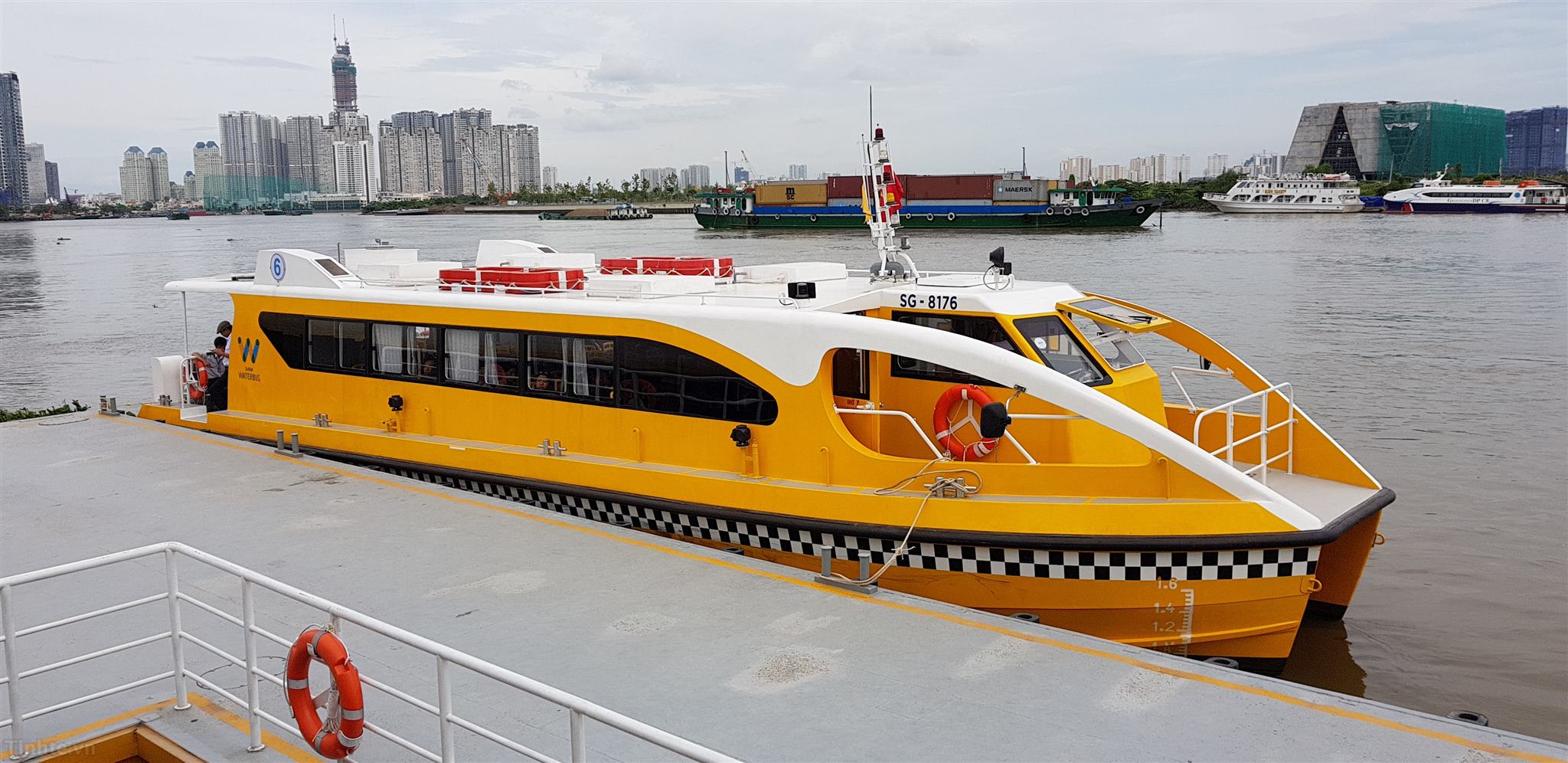 Tàu buýt đường sông TP HCM hoạt động trở lại và giữ nguyên giá vé