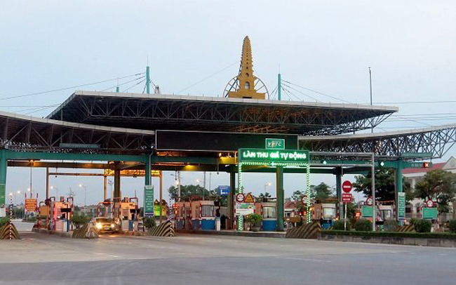 Tasco (HUT) Phó tổng giám đốc bán ra toàn bộ 239.440 cổ phiếu