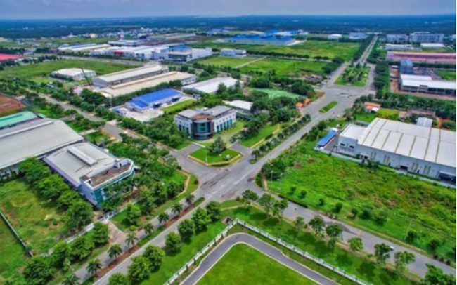 Phó Tổng Giám đốc Sài Gòn VRG bị phạt vì chậm báo cáo việc mua cổ phiếu SIP