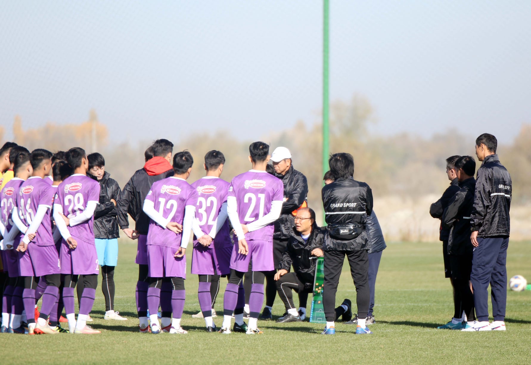 U23 Việt Nam quyết thắng đậm trong ngày ra quân