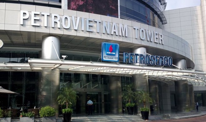 Giao dịch trước thời gian công bố, Tổng giám đốc FET bị xử phạt