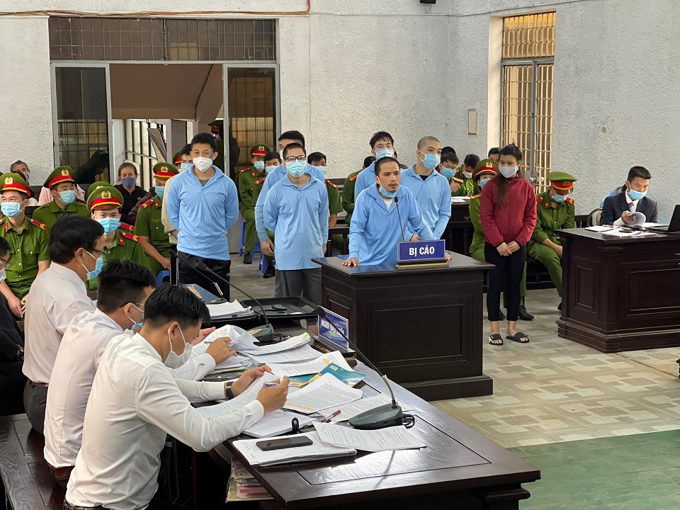 Hơn 71 năm tù cho nhóm đối tượng trộm két sắt tại trụ sở UBND xã  