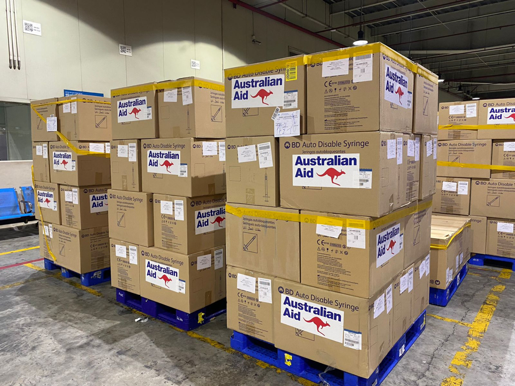 Việt Nam tiếp nhận gần 800.000 liều vaccine AstraZeneca do Australia tặng