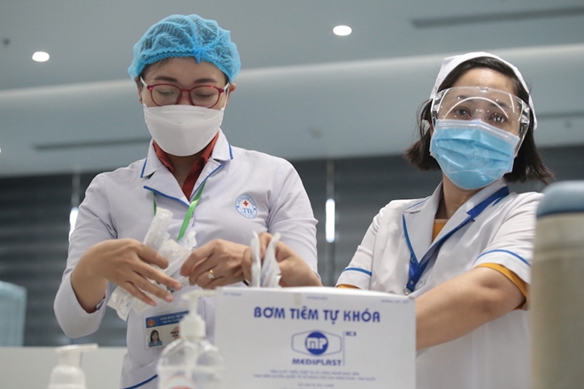 TP.HCM đề xuất tiêm mũi 3 cho người có nguy cơ cao