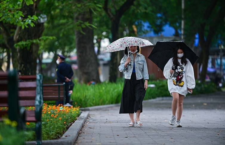Dự báo thời tiết hôm nay 311 Bắc Bộ giảm mưa, tăng nhiệt