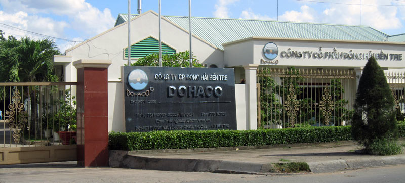 Vợ Tổng giám đốc Dohaco (DHC) đăng ký mua 200.000 cổ phiếu