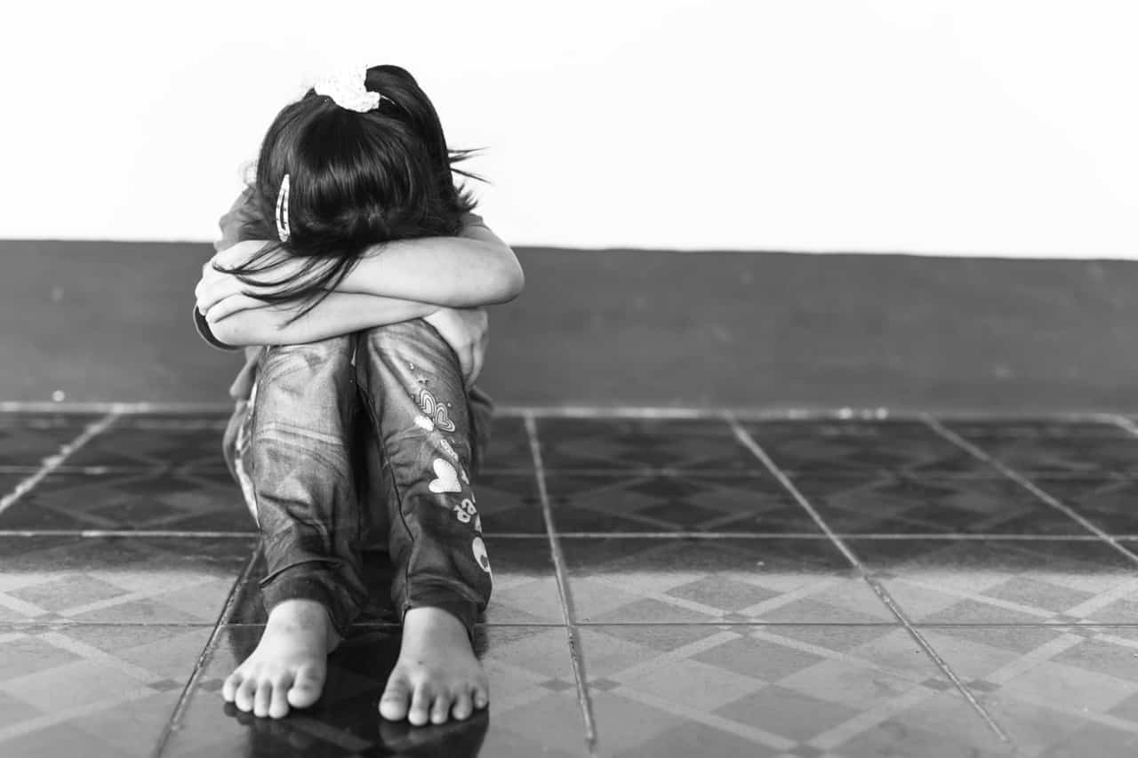 Nghệ An Tạm giữ hình sự để điều tra nhân viên trường học dâm ô nữ sinh lớp 9