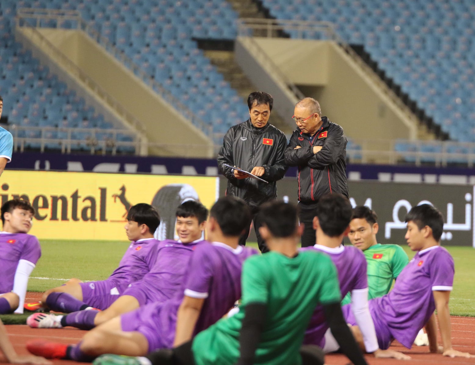 HLV Park Hang Seo nói gì về phong độ của Phan Văn Đức