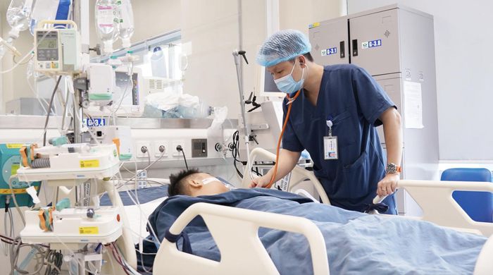 Thiếu niên 15 tuổi bị loạn thần, co giật do ngộ độc cần sa