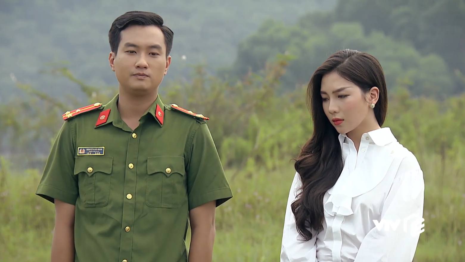 Preview Phố trong làng tập 8 Mến tiếp tục giở trò Chí Phèo, Mai đến đơn vị thăm Nam