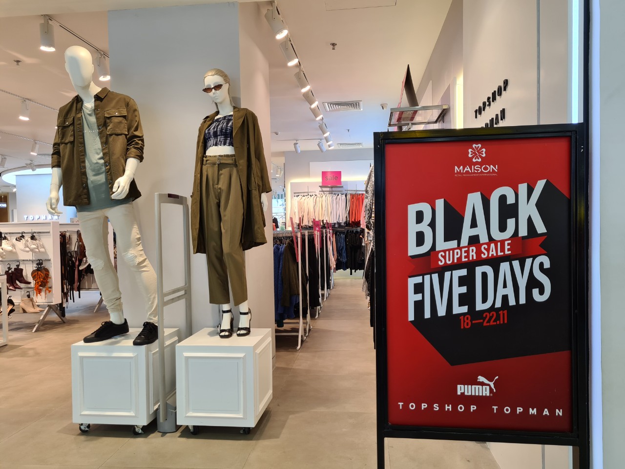 Black Friday - ngày hội giảm giá lớn nhất trong năm nay là ngày nào