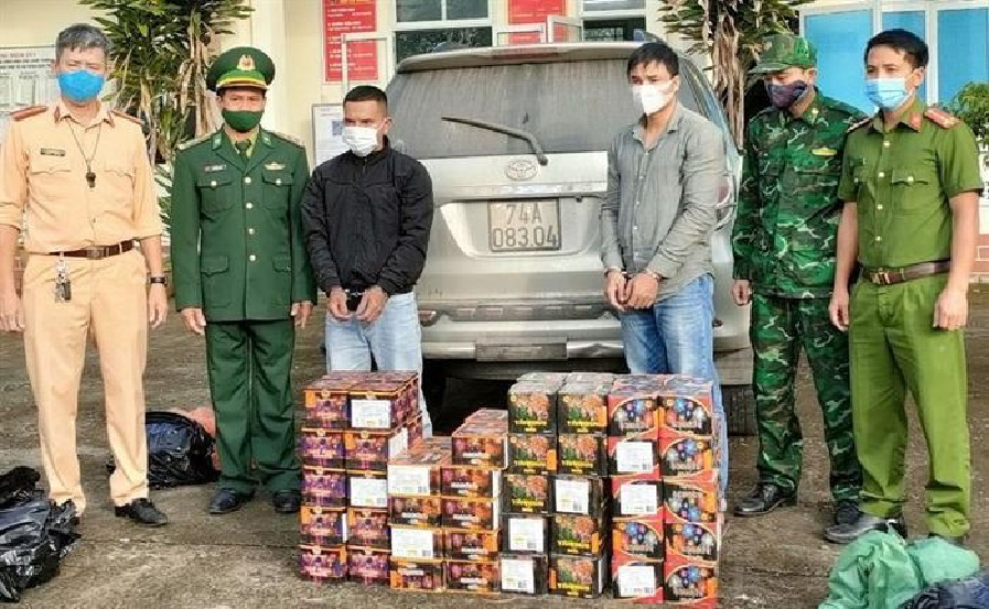 Phát hiện vụ vận chuyển lượng lớn pháo nổ tại khu vực biên giới Quảng Trị