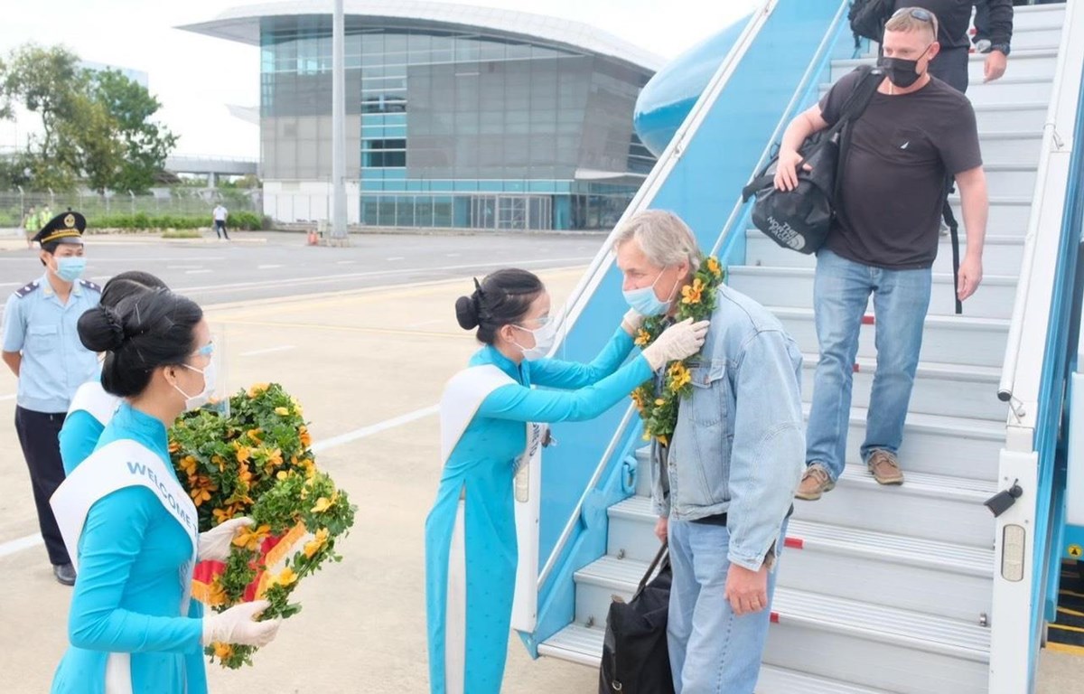 Quảng Ninh dự kiến đón những đoàn khách quốc tế đầu tiên vào tháng 12