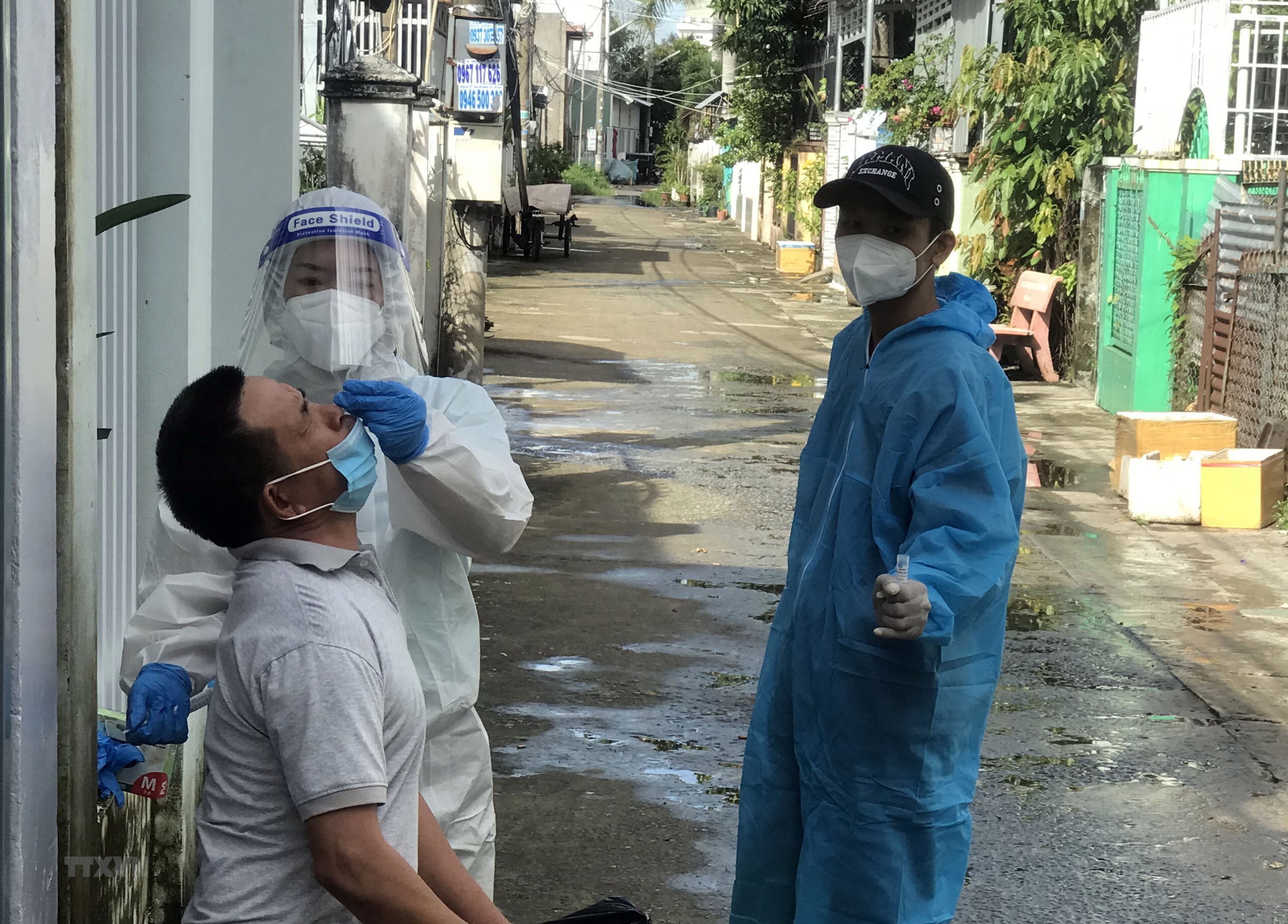 Kiên Giang chấn chỉnh tình trạng đùn đẩy điều trị người bệnh COVID-19