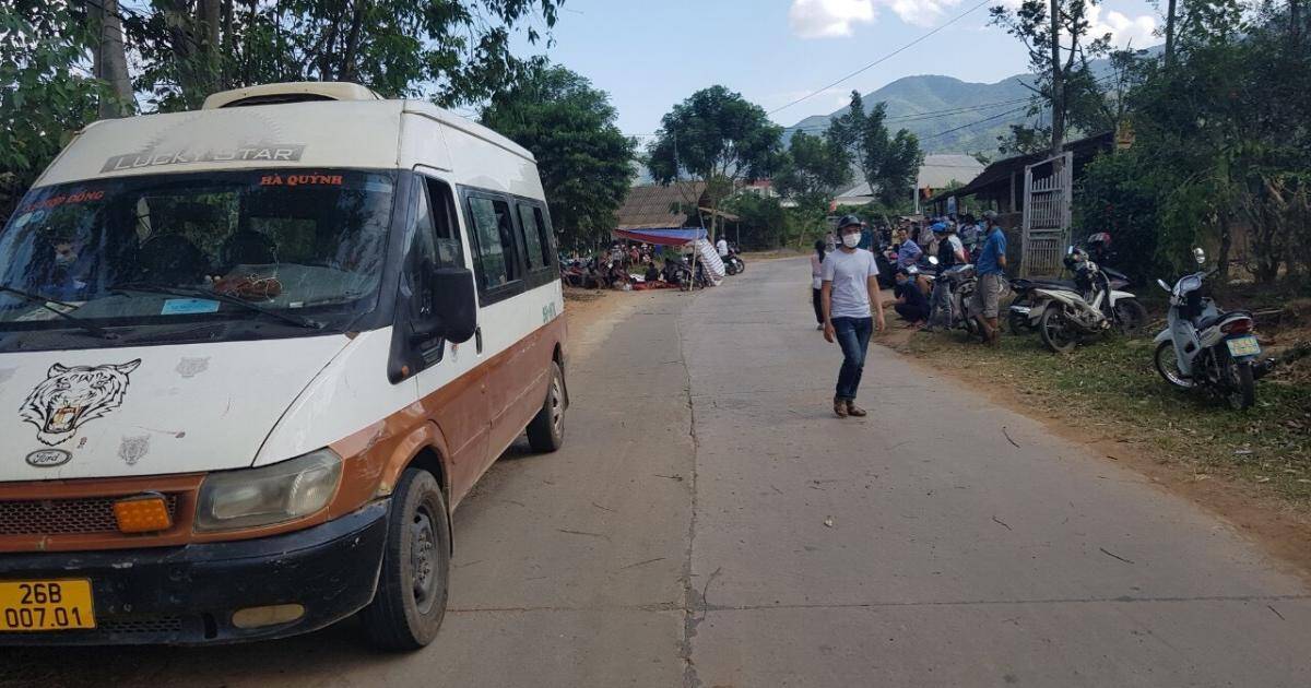 Thông tin mới liên quan đến vụ 4 em học sinh bị văng khỏi xe ô tô ở Sơn La