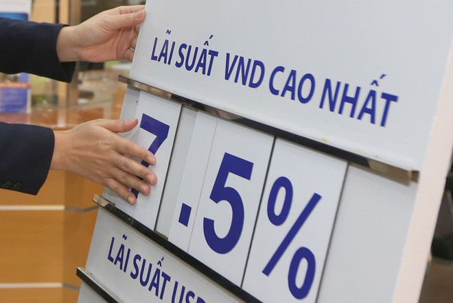 Loạt ngân hàng công bố tổng số tiền lãi giảm cho khách hàng hơn 15.500 tỷ đồng