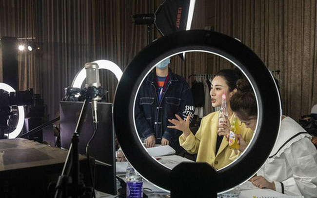 Gần 80.000 phiên livestream bán hàng online mỗi ngày