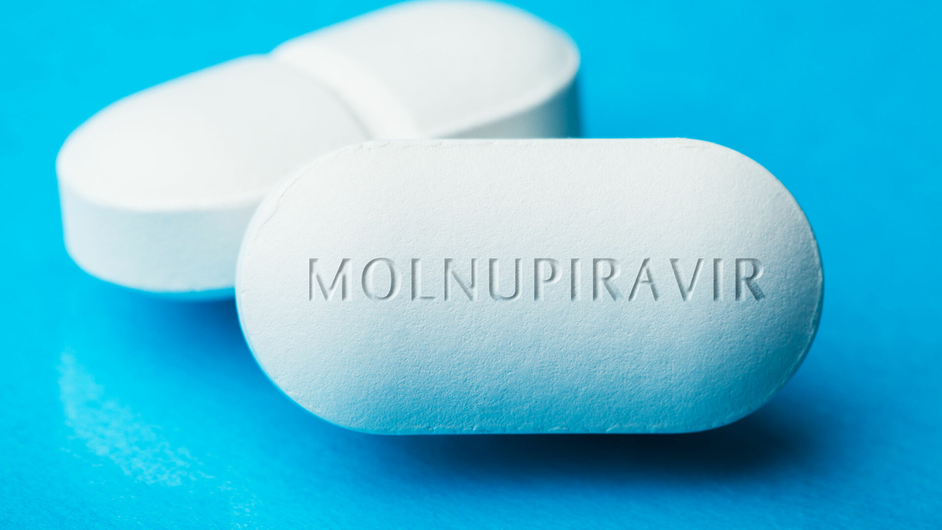 2 công ty dược nước ngoài đồng ý nhượng quyền sản xuất thuốc điều trị COVID-19