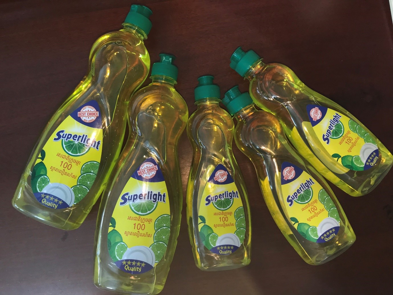 An Giang Tạm giữ gần 7.000 chai nước rửa chén vi phạm về nhãn và nguồn gốc xuất xứ