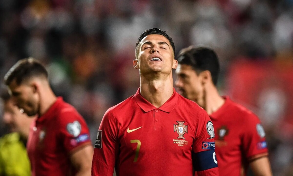 Bốc thăm vòng playoff World Cup 2022 khu vực châu Âu Ronaldo và các đồng đội rơi vào nhánh đấu khó