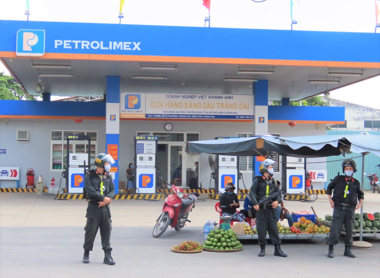 Vụ 2,7 triệu lít xăng giả Bắt nữ giám đốc công ty xăng dầu ở Sài Gòn