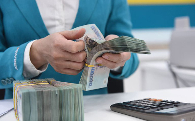 Hàng chục doanh nghiệp chốt quyền nhận cổ tức, chào bán thêm cổ phiếu