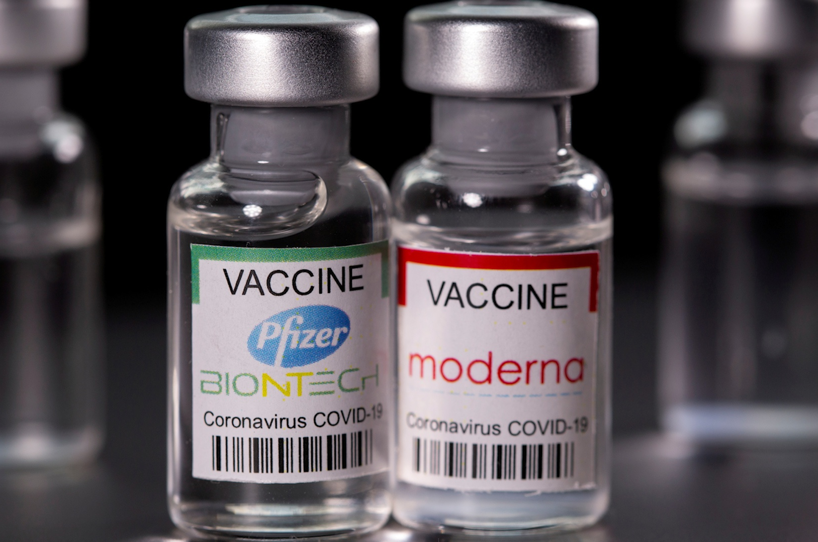 Gia hạn sử dụng gần 3 triệu liều vaccine Covid-19 Pfizer