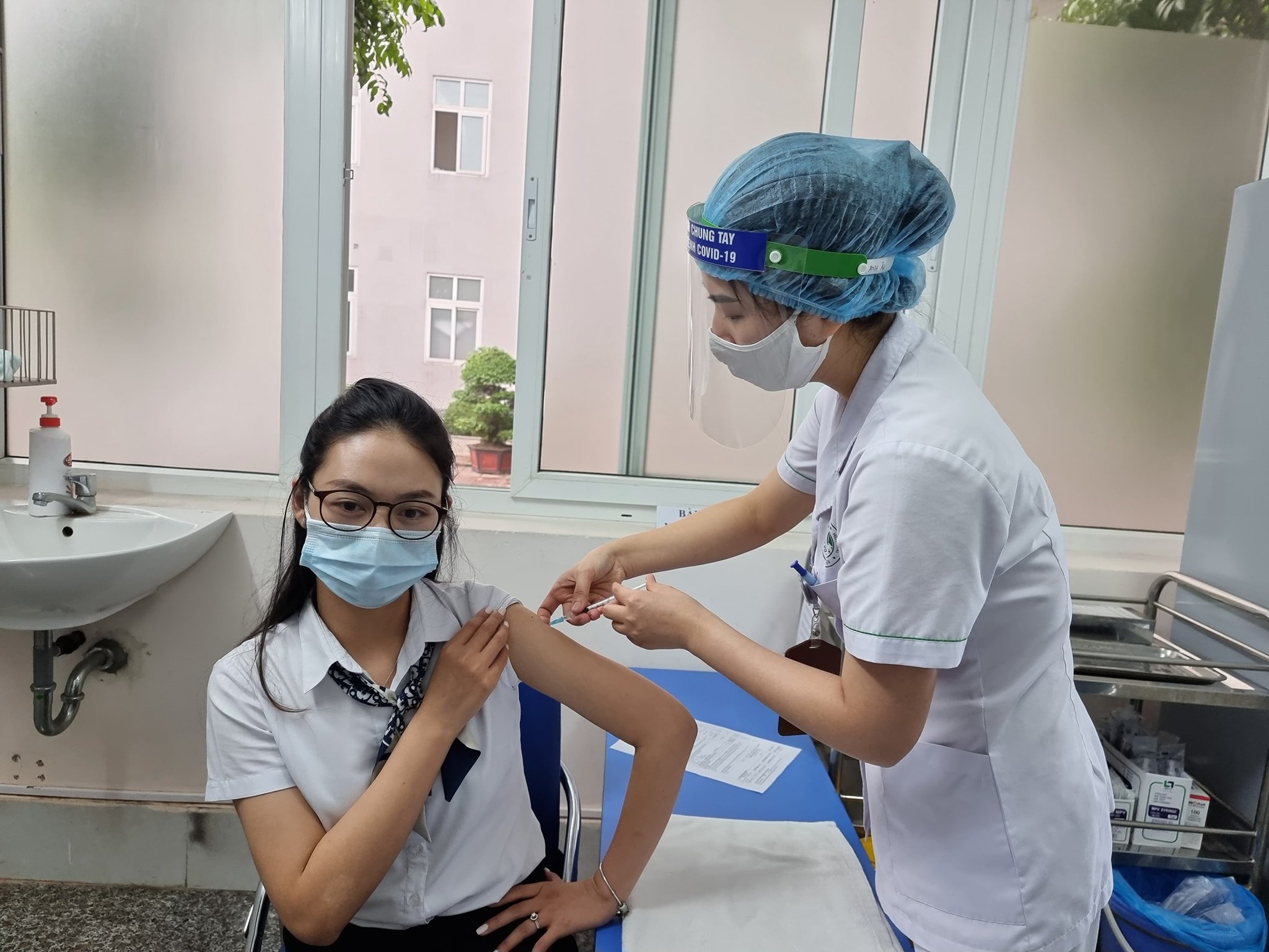 Đắk Lắk Học sinh ngất xỉu sau tiêm vaccine COVID-19 đã ổn định sức khoẻ