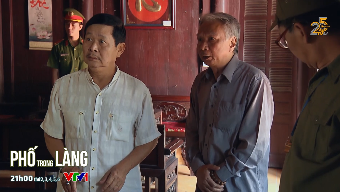 Preview Phố trong làng tập 18 Từ đường nhà họ Vũ bị mất trộm