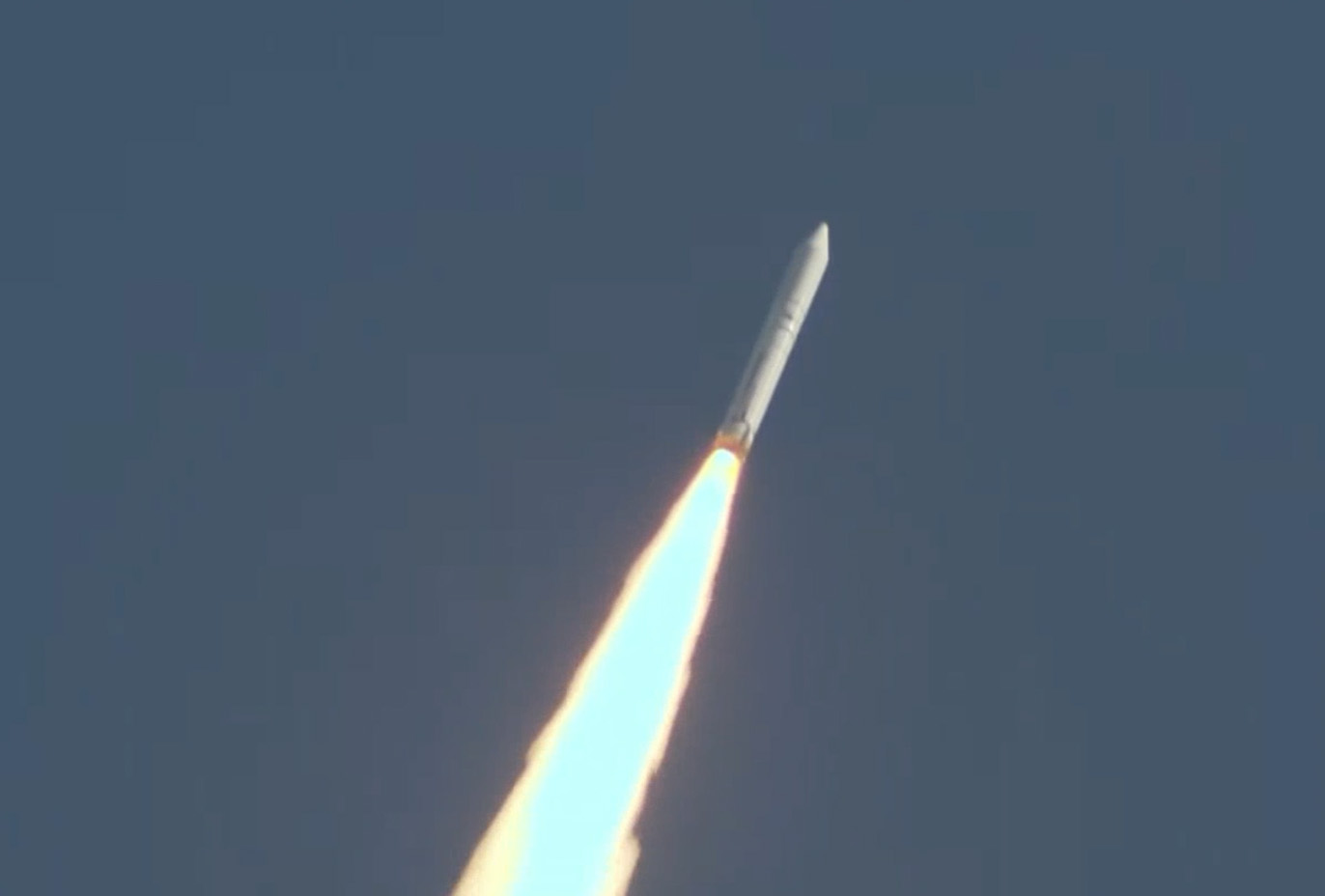 Chưa thu nhận được tín hiệu từ vệ tinh NanoDragon sau hơn 20 ngày được phóng lên quỹ đạo