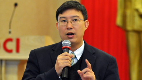 Chuyên gia lo ngại thắt chặt tiền tệ để chống lạm phát sẽ ảnh hưởng đến thị trường chứng khoán