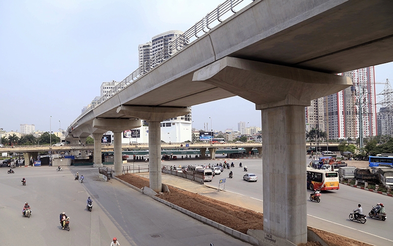 Hà Nội Chạy thử tàu trên cao tuyến Nhổn - ga Hà Nội với tốc độ 80kmh