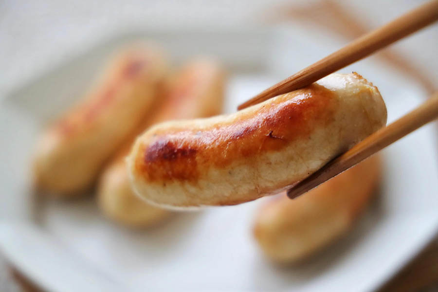Cách làm xúc xích ức gà đơn giản tại nhà