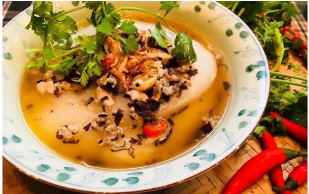 Bánh đúc nóng - Món ăn bình dị của Hà Nội trong những ngày đông về