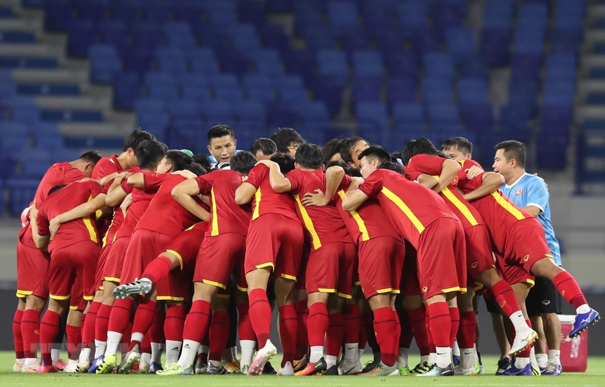 Đội hình xuất phát đội tuyển Việt Nam - Indonesia Bùi Tiến Dũng thay Duy Mạnh