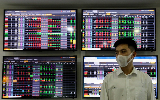 TCBS, VND và APS bị khiển trách vì nhiều lần sửa lỗi giao dịch