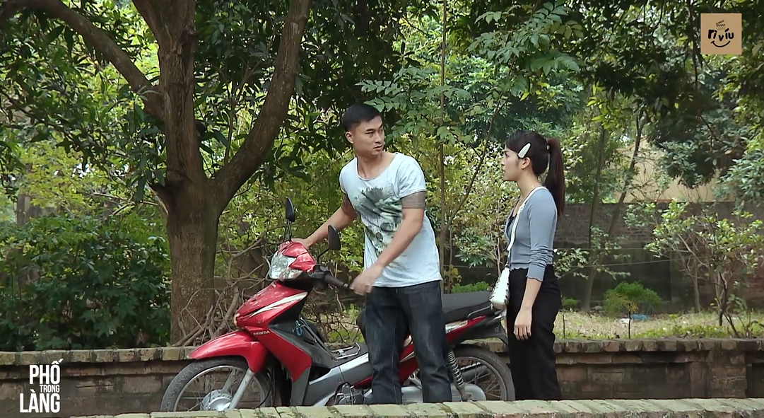 Preview Phố trong làng tập 31 Hiếu nghi ngờ mối quan hệ giữa Thuận và Long