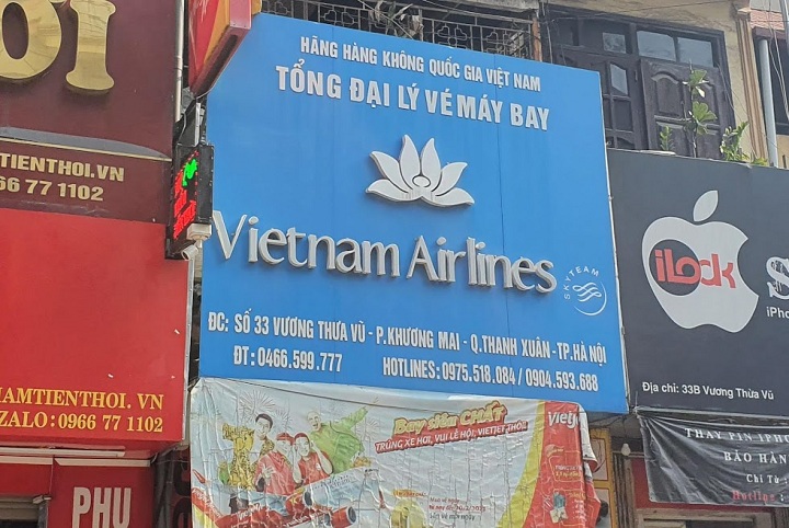 Giá vé máy bay dịp Tết giảm mạnh kèm nhiều ưu đãi lớn nhưng vẫn vắng người mua