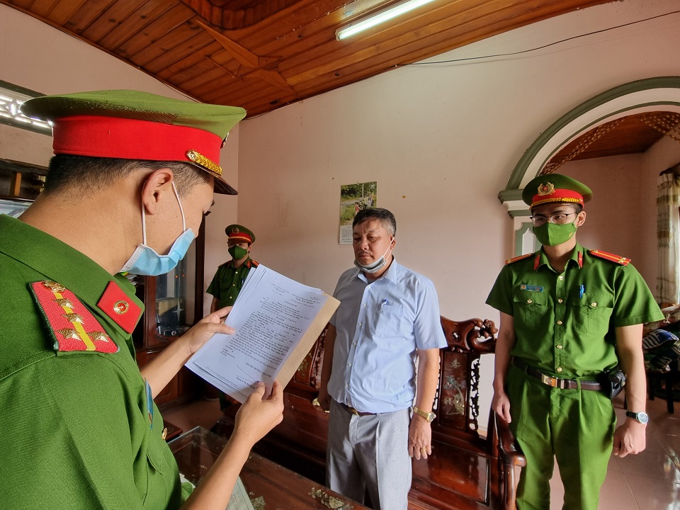 Lâm Đồng Một giám đốc bị khởi tố về hành vi khai thác lâm sản trái phép