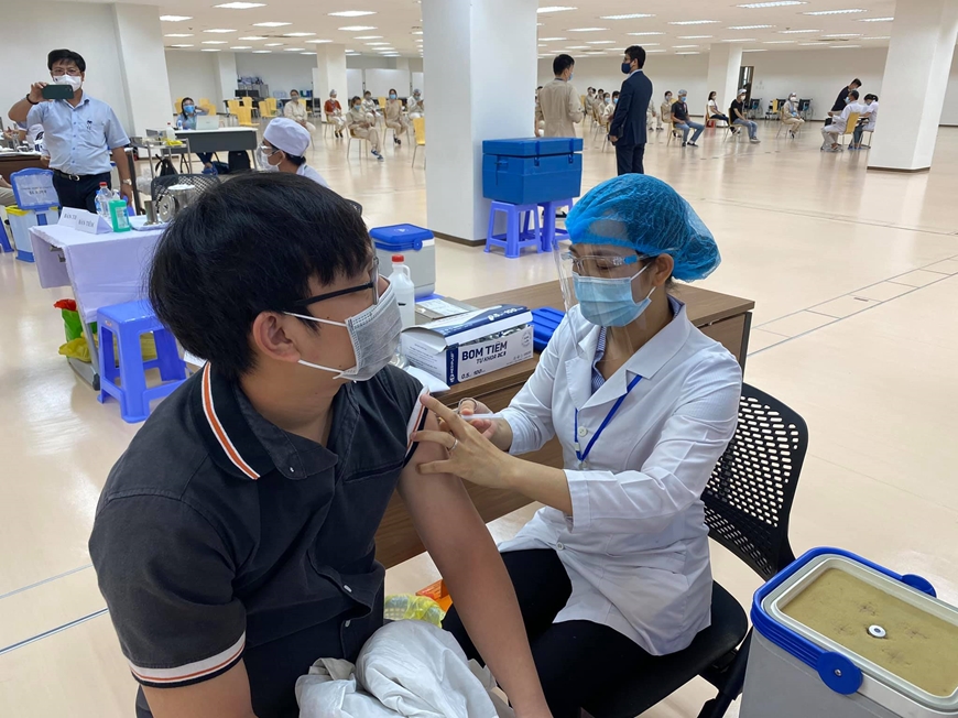 Hà Nội lên kế hoạch tiêm liều vaccine COVID-19 bổ sung và nhắc lại cho người dân
