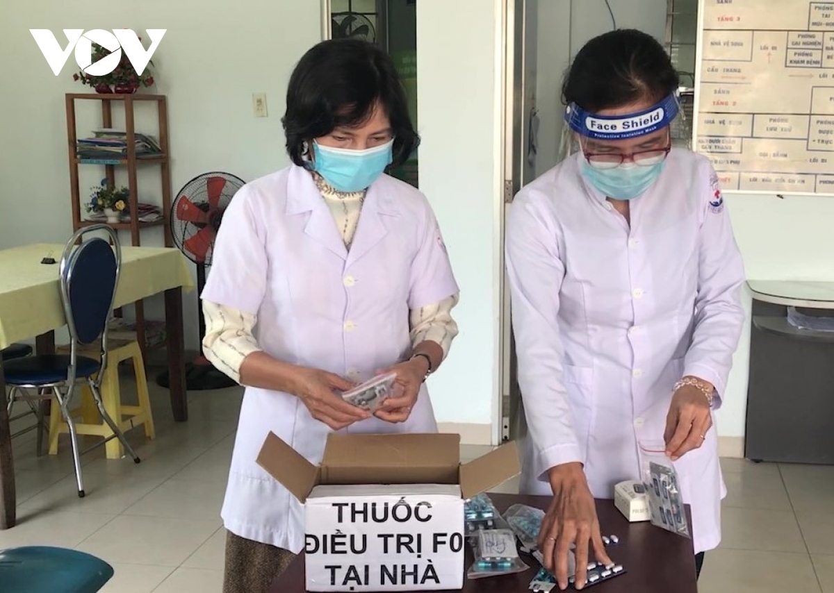 Thí điểm điều trị COVID-19 bằng thuốc đông y có kiểm soát cho F0