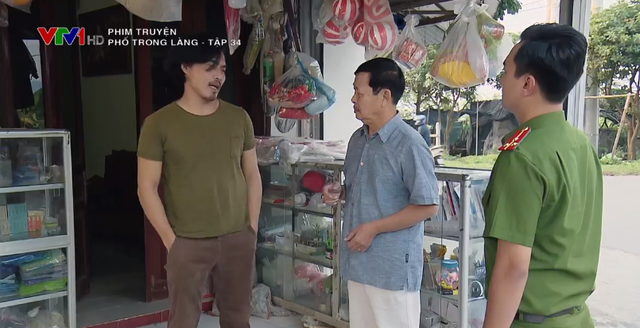 Phố trong làng - Tập 34 Nam mời ông Trung tham gia cùng đội công an xã để giữ gìn an ninh khu vực