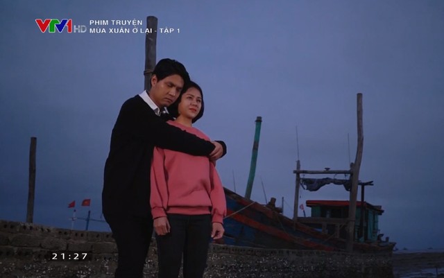 Mùa Xuân ở lại - Tập 1 Hòa đau lòng khi đứng trước sự lựa chọn giữa công việc và người mình yêu